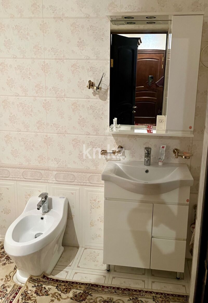 Продажа 3-комнатной квартиры, 72 м² - Продажа квартир в Медеуском р-не Алматы фото 13 из 40