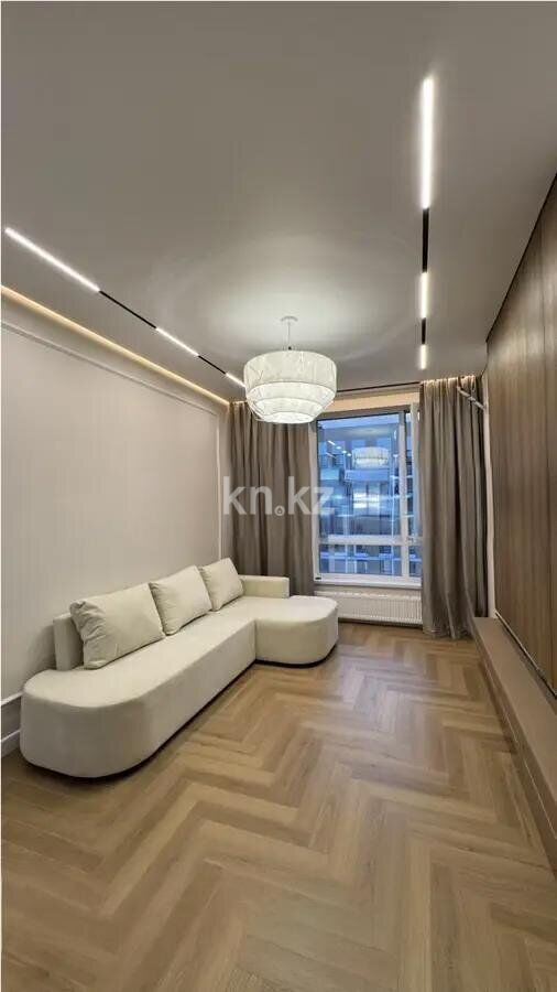 Продажа 2-комнатной квартиры, 42 м² - Продажа двухкомнатных квартир в р-не Есиль Астаны - страница 12 фото 1 из 5