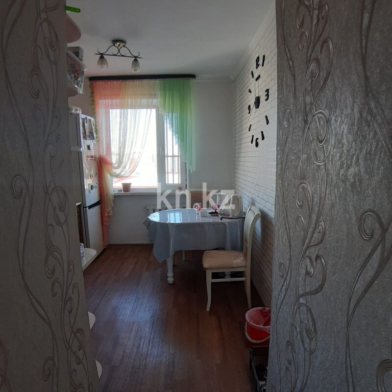 Продажа 3-комнатной квартиры, 64 м² - Продажа трехкомнатных квартир на Юго-Востоке Караганды - страница 3 фото 6 из 8