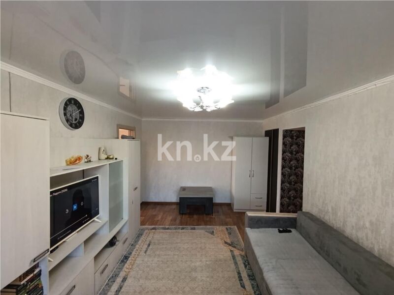 Продажа 4-комнатной квартиры, 60 м² - Продажа четырехкомнатных квартир в кирпичном доме в Караганде - страница 4 фото 2 из 9