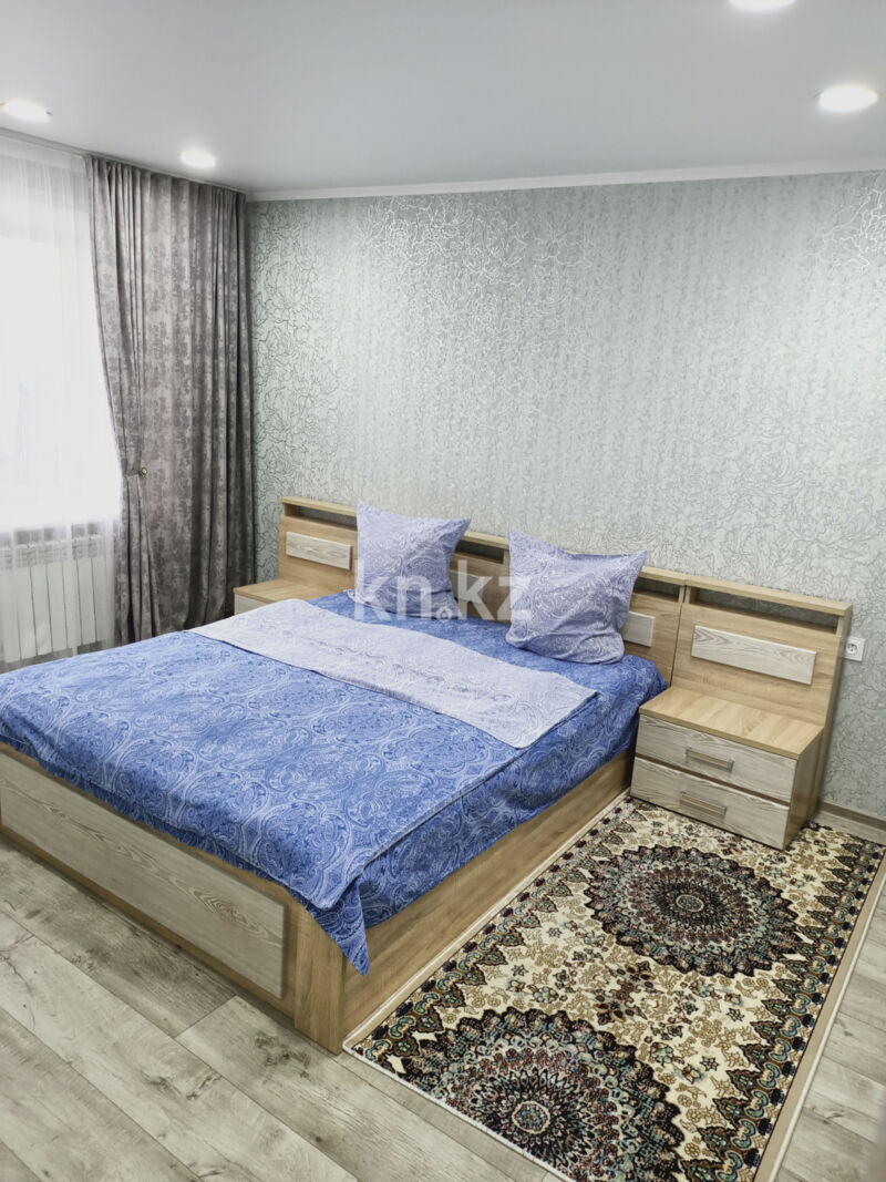 Аренда 2-комнатной квартиры посуточно, 60 м² - Аренда двухкомнатных квартир посуточно в Казахстане - страница 4 фото 2 из 12