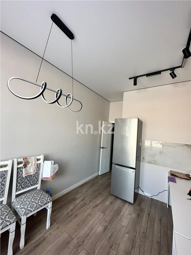 Продажа 3-комнатной квартиры, 80 м² - Продажа трехкомнатных квартир в кирпичном доме в Караганде - страница 17 фото 25 из 33