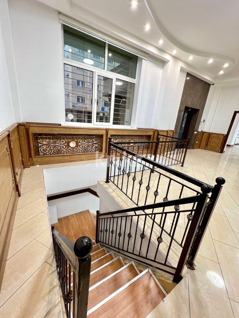Продажа помещения, 430 м² - Продажа офисных и торговых помещений в Алматы фото 3 из 8