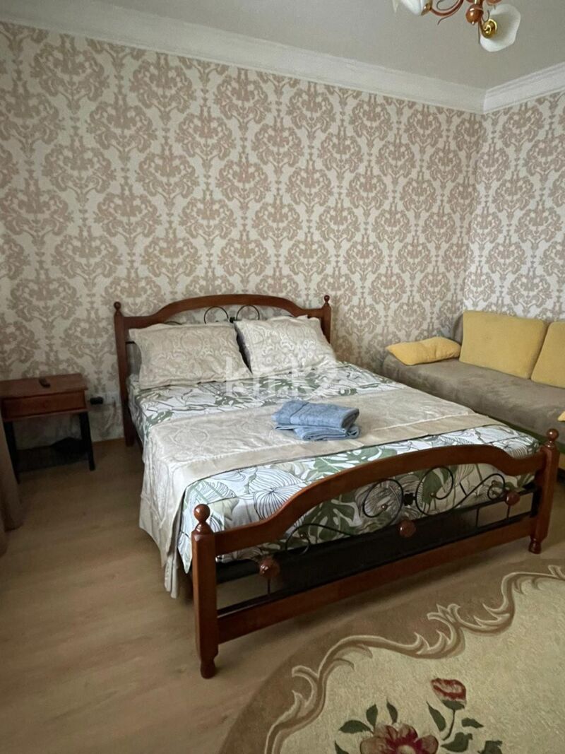 Аренда 1-комнатной квартиры посуточно, 40 м² - Аренда однокомнатных квартир посуточно в Астане - страница 3 фото 1 из 5