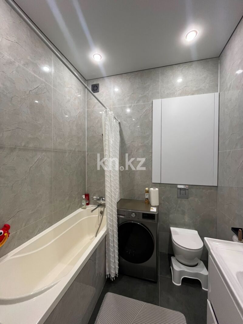 Продажа 2-комнатной квартиры, 71 м² - Продажа двухкомнатных квартир в кирпичном доме в Караганде фото 14 из 18
