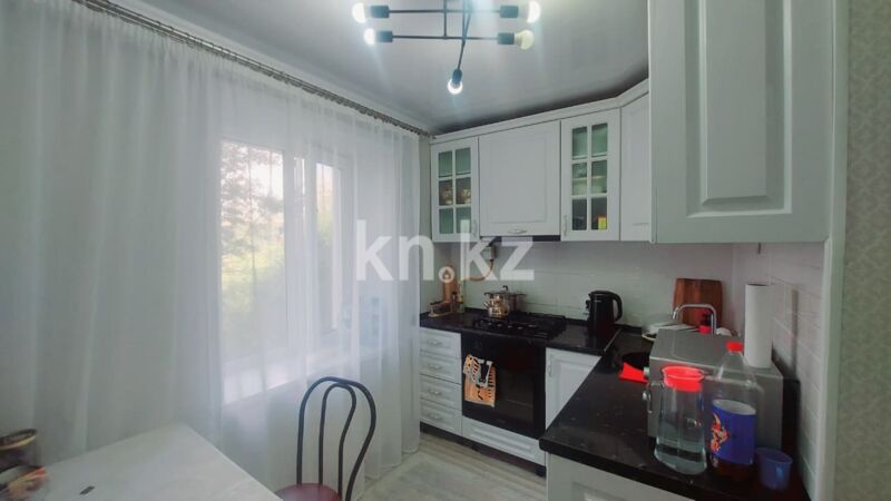 Продажа 3-комнатной квартиры, 56 м² - Продажа трехкомнатных квартир на Юго-Востоке Караганды - страница 7 фото 1 из 16