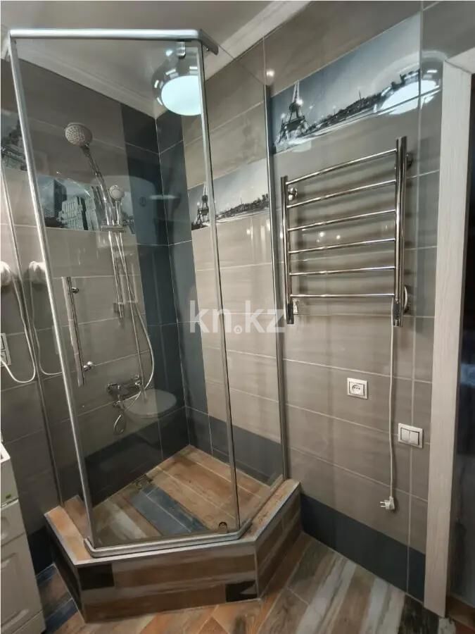 Продажа 5-комнатной квартиры, 125 м² - Продажа пятикомнатных и более квартир в кирпичном доме в Казахстане фото 10 из 13
