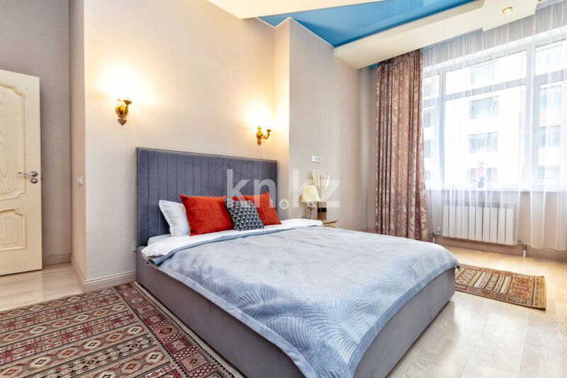 Аренда 3-комнатной квартиры посуточно, 130 м² - Аренда трехкомнатных квартир посуточно в Казахстане фото 1 из 17
