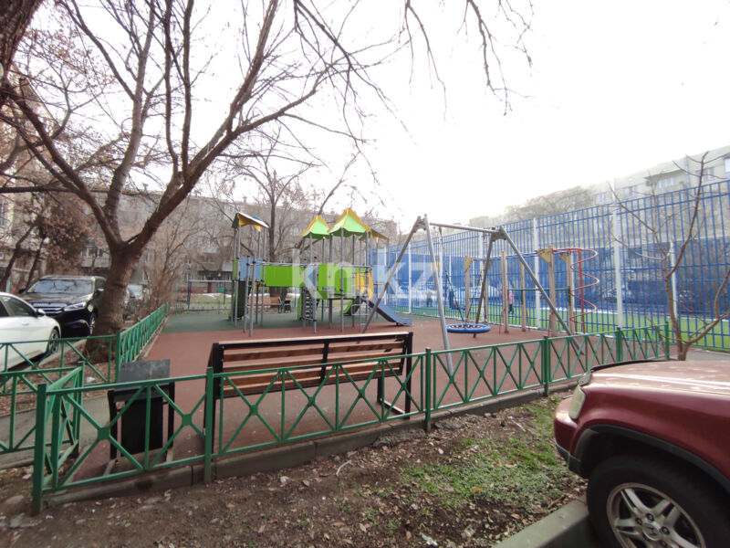 Продажа 3-комнатной квартиры, 90 м² - Продажа трехкомнатных квартир в Медеуском р-не Алматы - страница 2 фото 11 из 13