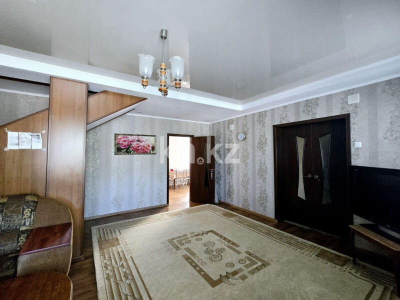 Продажа 4-комнатного дома, 180 м² - Продажа земельных участков в Темиртау фото 3 из 22