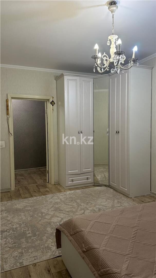 Продажа 3-комнатной квартиры, 90 м² - Продажа квартир на Юго-Востоке Караганды - страница 6 фото 4 из 13
