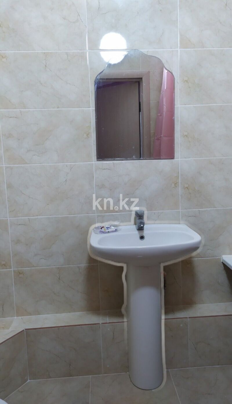 Аренда 1-комнатной квартиры, 43 м² - Продажа баз, складов и промышленной недвижимости в Атырау фото 6 из 8
