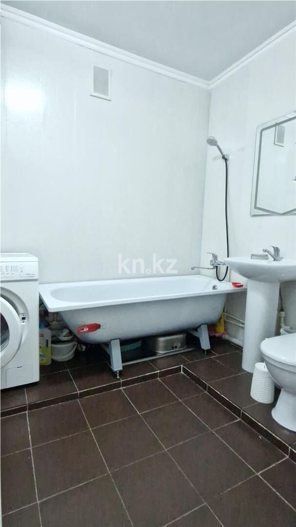 Продажа 4-комнатной квартиры, 62 м² - Продажа четырехкомнатных квартир в Караганде - страница 5 фото 12 из 14