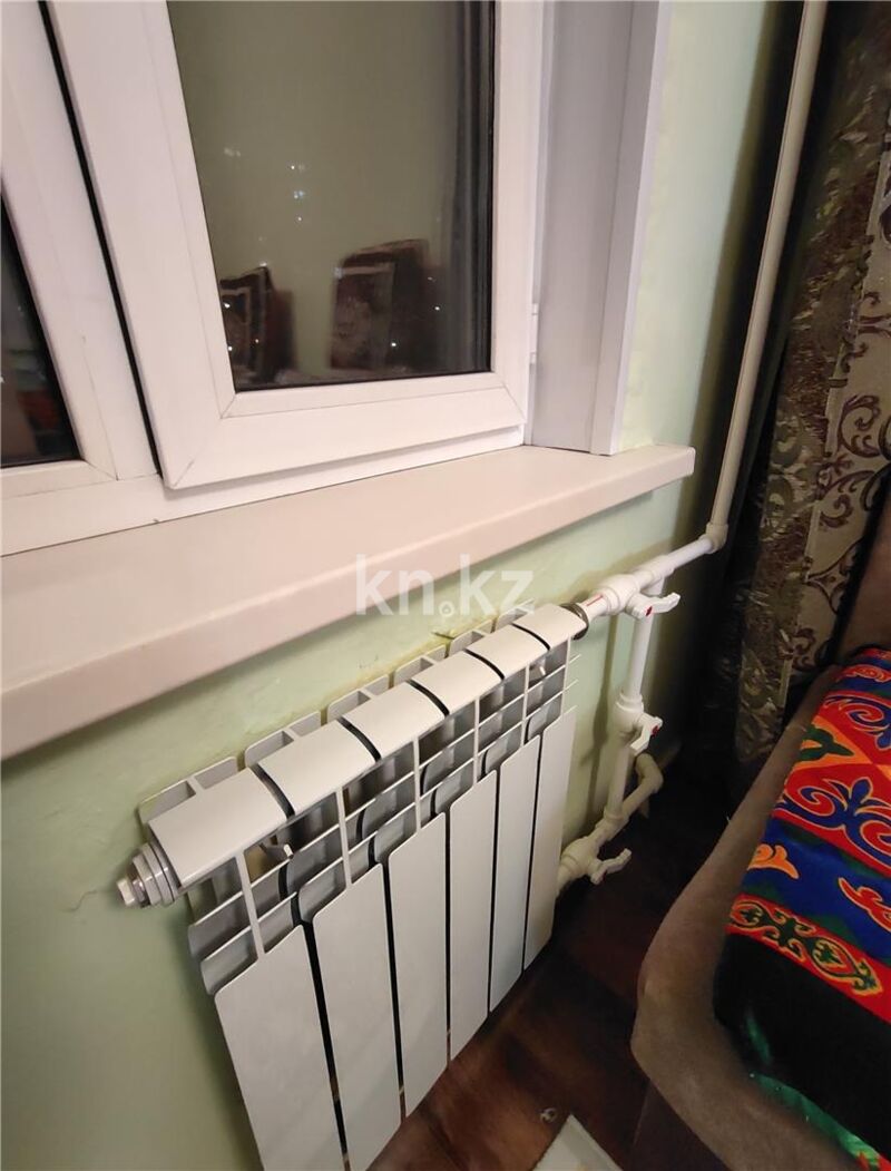 Продажа 3-комнатной квартиры, 48 м² - Продажа трехкомнатных квартир на Юго-Востоке Караганды - страница 12 фото 17 из 18
