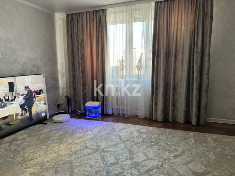 Продажа 3-комнатной квартиры, 65 м² - Продажа трехкомнатных квартир на Юго-Востоке Караганды - страница 16 фото 2 из 12
