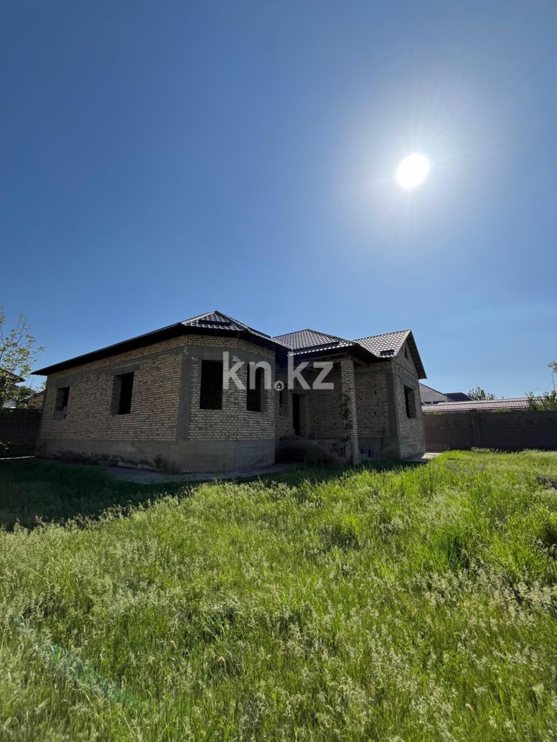 Продажа 6-комнатного дома, 210 м² - Продажа домов, коттеджей в Аль-Фарабийском р-не Шымкента фото 2 из 18