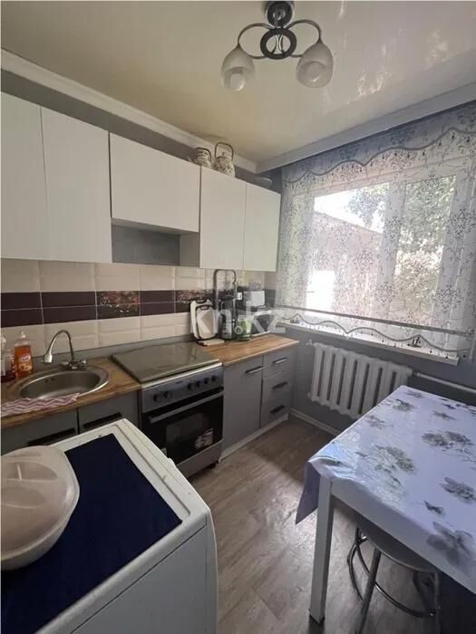 Продажа 4-комнатной квартиры, 71 м² - Продажа четырехкомнатных квартир в панельном доме в Караганде - страница 3 фото 5 из 7