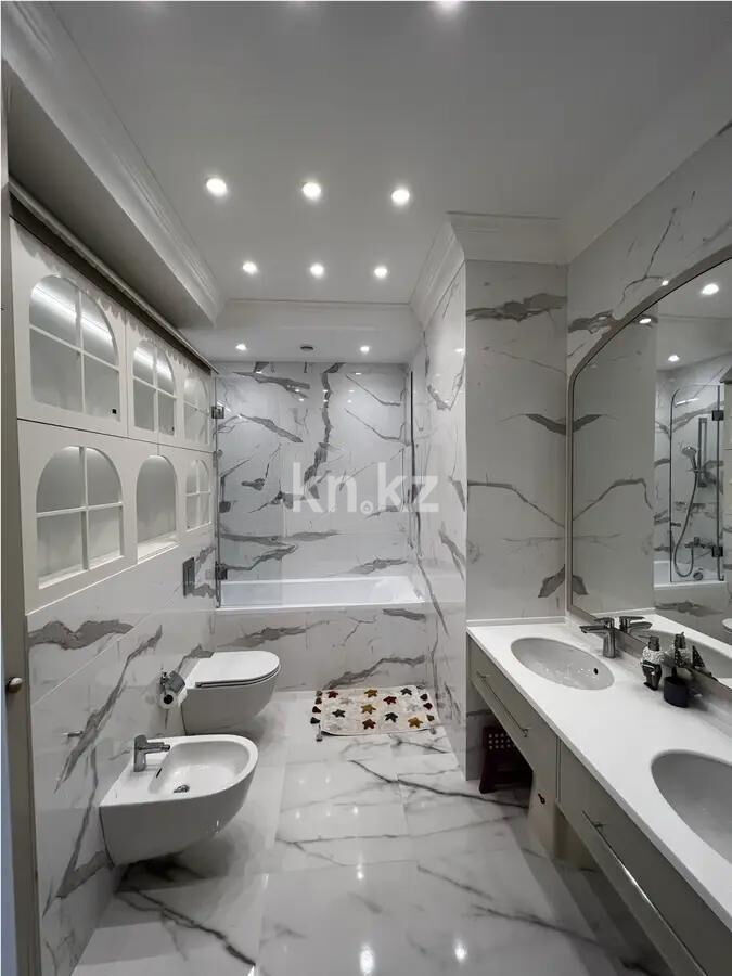 Продажа 5-комнатной квартиры, 234 м² - Продажа пятикомнатных и более квартир в блочном доме в Астане фото 5 из 7