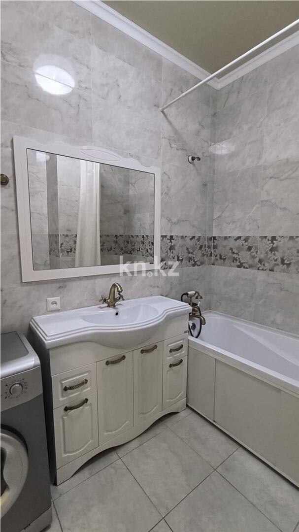 Продажа 3-комнатной квартиры, 64 м² - Продажа трехкомнатных квартир на Юго-Востоке Караганды - страница 17 фото 16 из 22