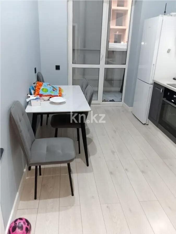 Продажа 1-комнатной квартиры, 35 м² - Продажа квартир в кирпичном доме в Казахстане - страница 64 фото 2 из 2