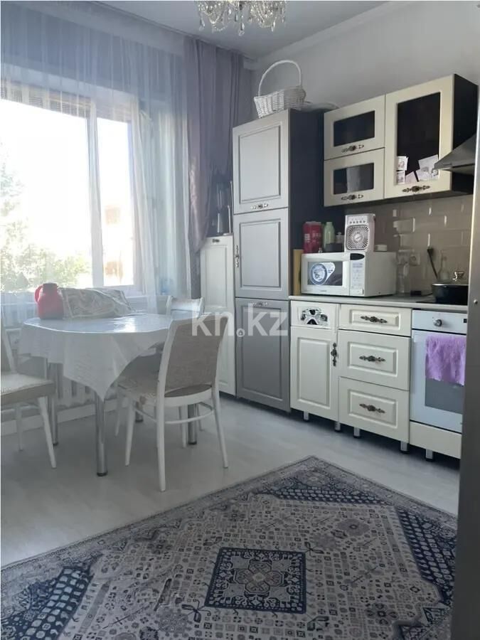 Продажа 3-комнатной квартиры, 76 м² - Продажа трехкомнатных квартир в монолитно-каркасном доме в Караганде - страница 2 фото 3 из 4