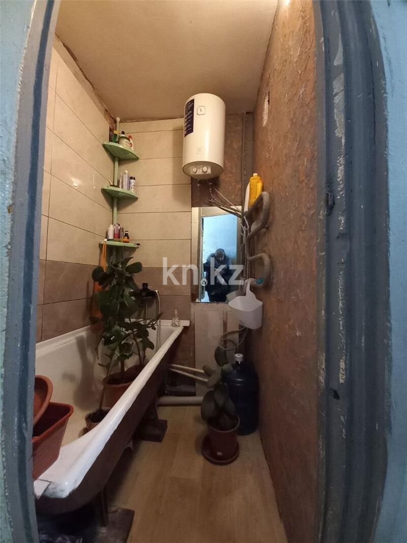 Продажа 3-комнатной квартиры, 48 м² - Продажа трехкомнатных квартир в панельном доме в Темиртау - страница 3 фото 11 из 17