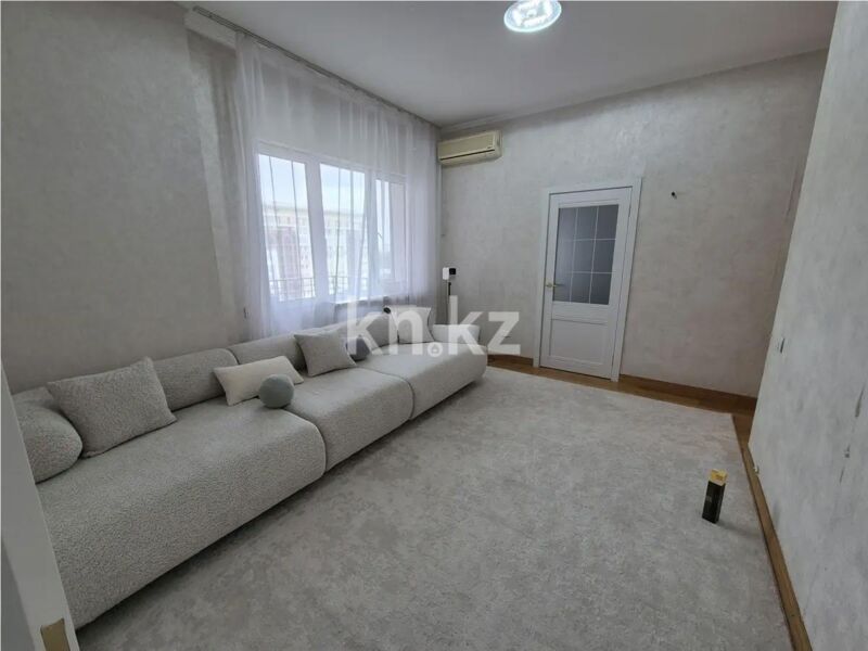 Продажа 4-комнатной квартиры, 102 м² - Продажа четырехкомнатных квартир в блочном доме в Казахстане - страница 10 фото 1 из 3