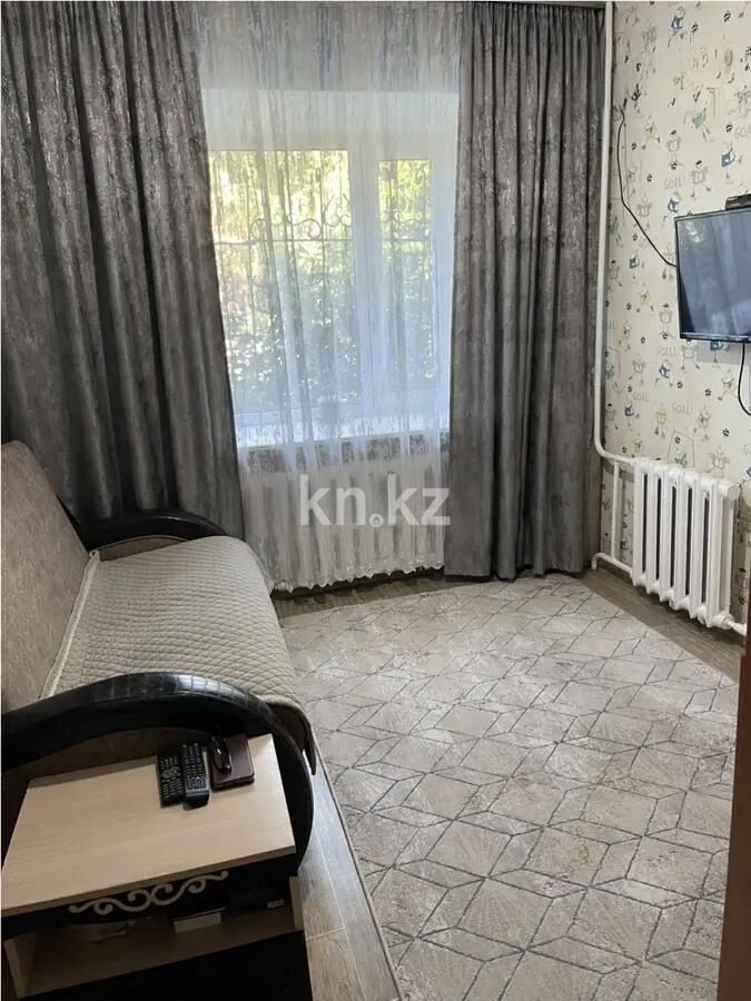 Продажа 3-комнатной квартиры, 60 м² - Продажа квартир в Михайловке Караганды - страница 2 фото 2 из 8