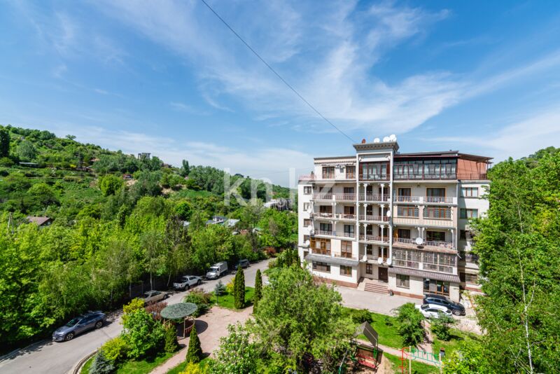 Продажа 4-комнатной квартиры, 132 м² - Продажа четырехкомнатных квартир в монолитном доме в Алматы фото 1 из 32