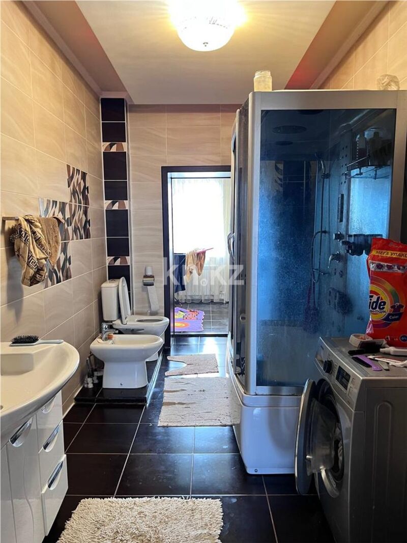 Продажа 8-комнатного дома, 357.5 м² - Продажа домов, коттеджей в Караганде - страница 5 фото 42 из 62