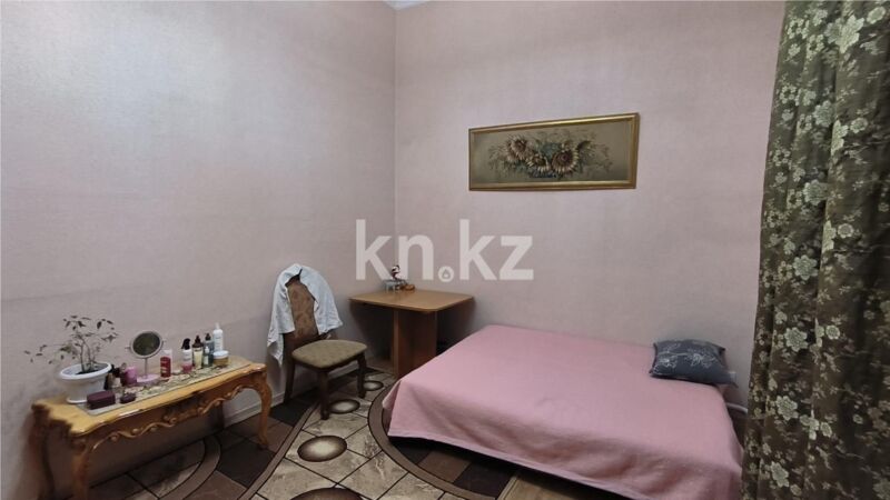 Продажа 4-комнатного дома, 151 м² - Продажа домов, коттеджей в Караганде - страница 2 фото 6 из 24