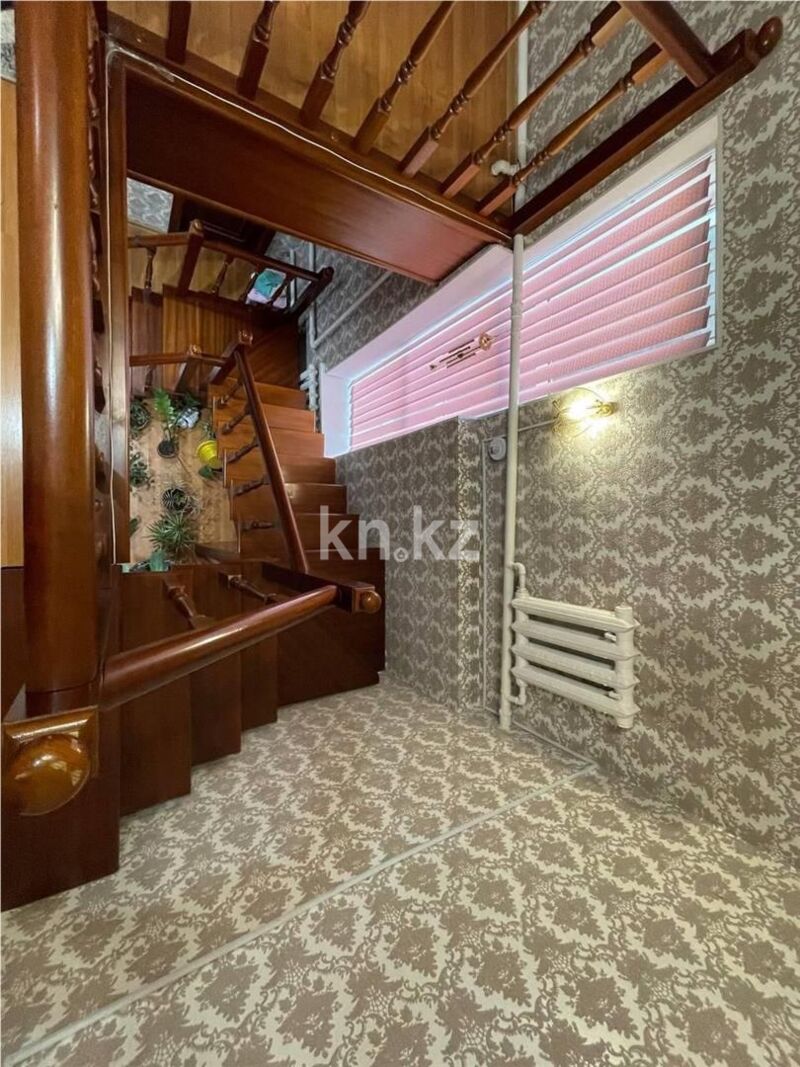 Продажа 5-комнатного дома, 212 м² - Продажа домов, коттеджей в Караганде - страница 2 фото 13 из 28