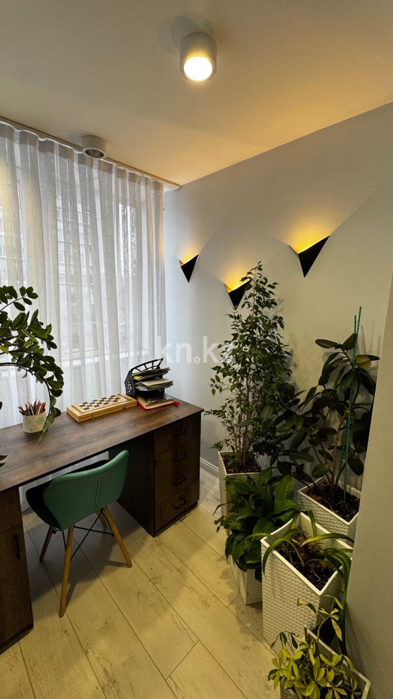 Продажа 4-комнатной квартиры, 134.9 м² - Продажа четырехкомнатных квартир в кирпичном доме в Караганде - страница 4 фото 33 из 33