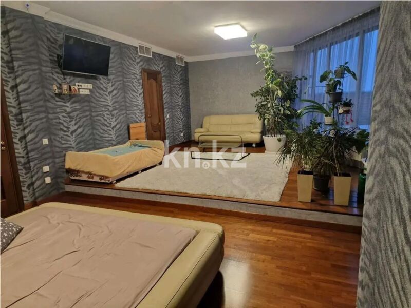 Продажа 4-комнатной квартиры, 300 м² - Продажа четырехкомнатных квартир от собственников в Алматы - страница 4 фото 4 из 9