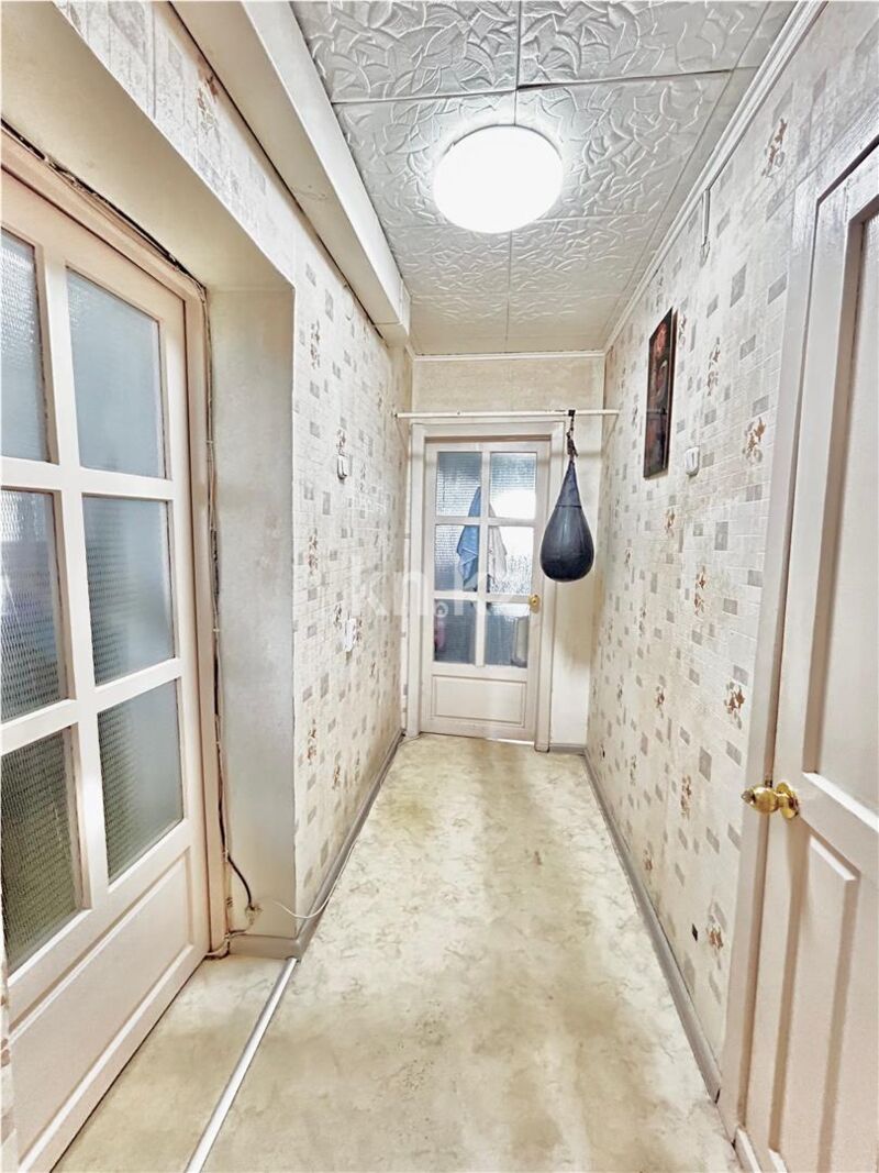 Продажа 3-комнатной квартиры, 71 м² - Продажа трехкомнатных квартир в кирпичном доме в Караганде - страница 31 фото 8 из 18