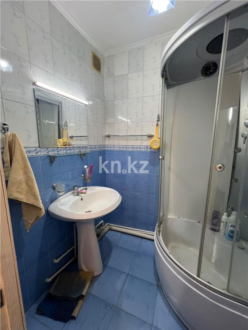 Продажа 3-комнатной квартиры, 65 м² - Продажа квартир на Юго-Востоке Караганды - страница 16 фото 10 из 14