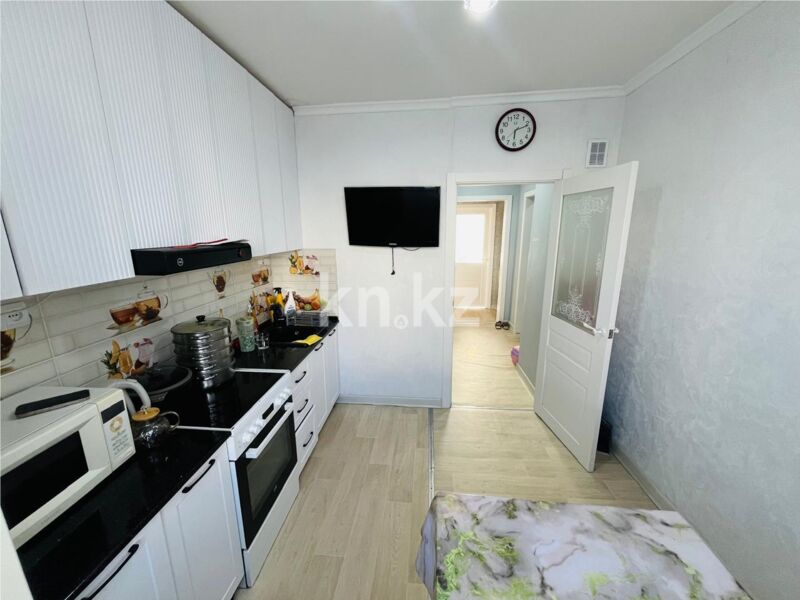 Продажа 3-комнатной квартиры, 64 м² - Продажа трехкомнатных квартир в Майкудуке Караганды - страница 8 фото 8 из 14