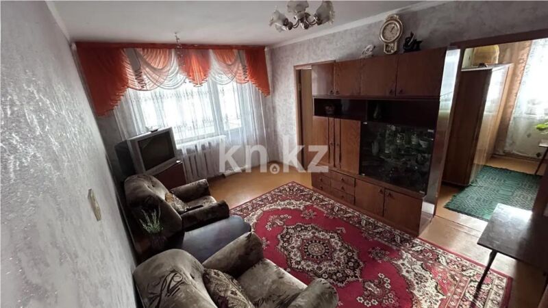 Продажа 3-комнатной квартиры, 48 м² - Продажа трехкомнатных квартир в Майкудуке Караганды - страница 8 фото 1 из 7