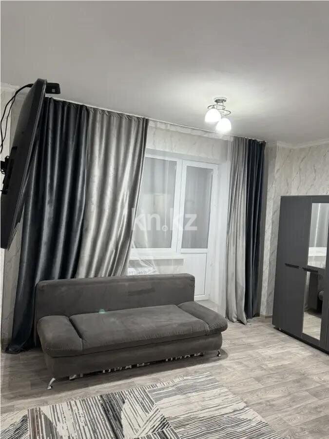 Продажа 1-комнатной квартиры, 37 м² - Продажа однокомнатных квартир в Караганде - страница 3 фото 1 из 7