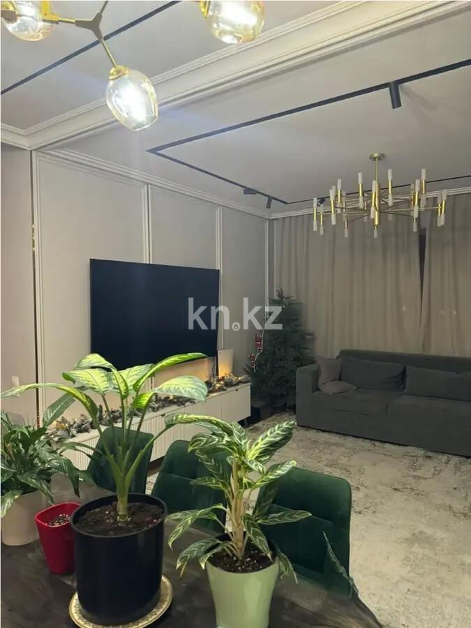 Продажа 4-комнатной квартиры, 145 м² - Продажа четырехкомнатных квартир в кирпичном доме в Караганде - страница 3 фото 1 из 4