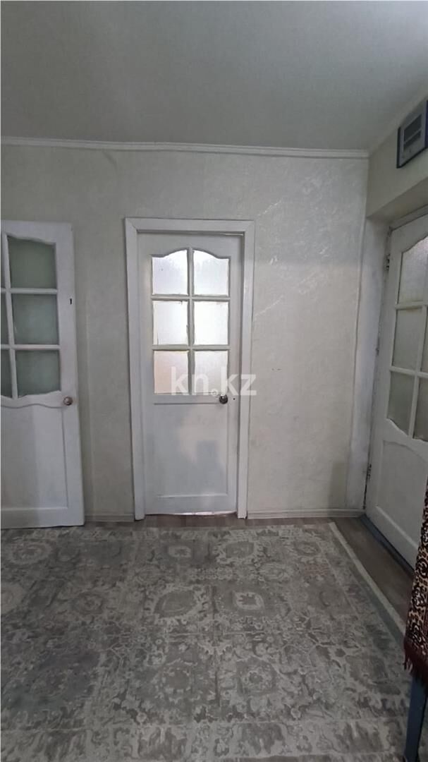 Продажа 3-комнатной квартиры, 61 м² - Продажа трехкомнатных квартир в Майкудуке Караганды - страница 11 фото 15 из 22