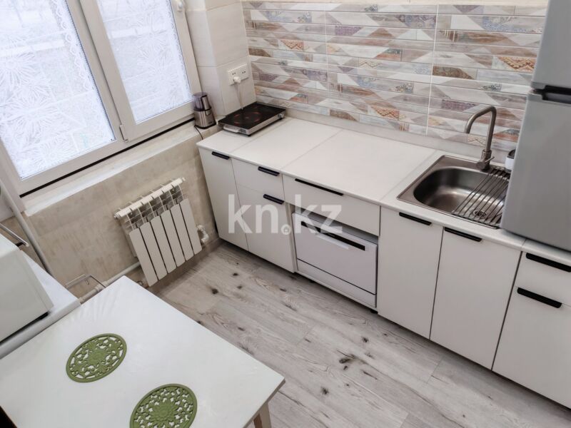 Продажа 1-комнатной квартиры, 32 м² - Продажа однокомнатных квартир на Юго-Востоке Караганды фото 3 из 10