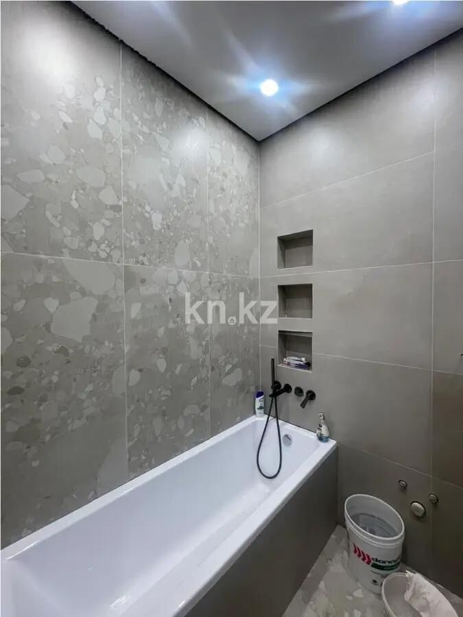 Продажа 5-комнатной квартиры, 221 м² - Продажа пятикомнатных и более квартир от собственников в Алматы фото 5 из 7