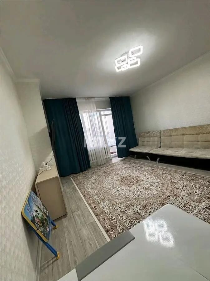 Продажа 2-комнатной квартиры, 65 м² - Продажа двухкомнатных квартир в кирпичном доме в Караганде - страница 9 фото 1 из 8