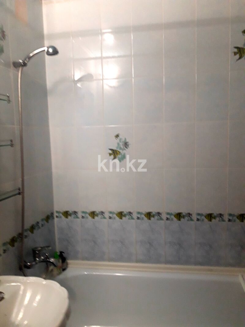 Продажа 2-комнатной квартиры, 56 м² - Продажа двухкомнатных квартир в панельном доме в Темиртау - страница 7 фото 12 из 15