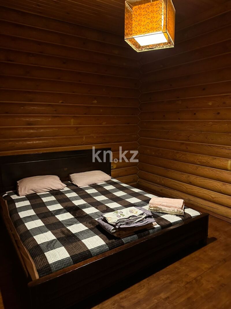 Аренда 4-комнатного дома, 400 м² - Аренда домов в Алматы фото 11 из 18