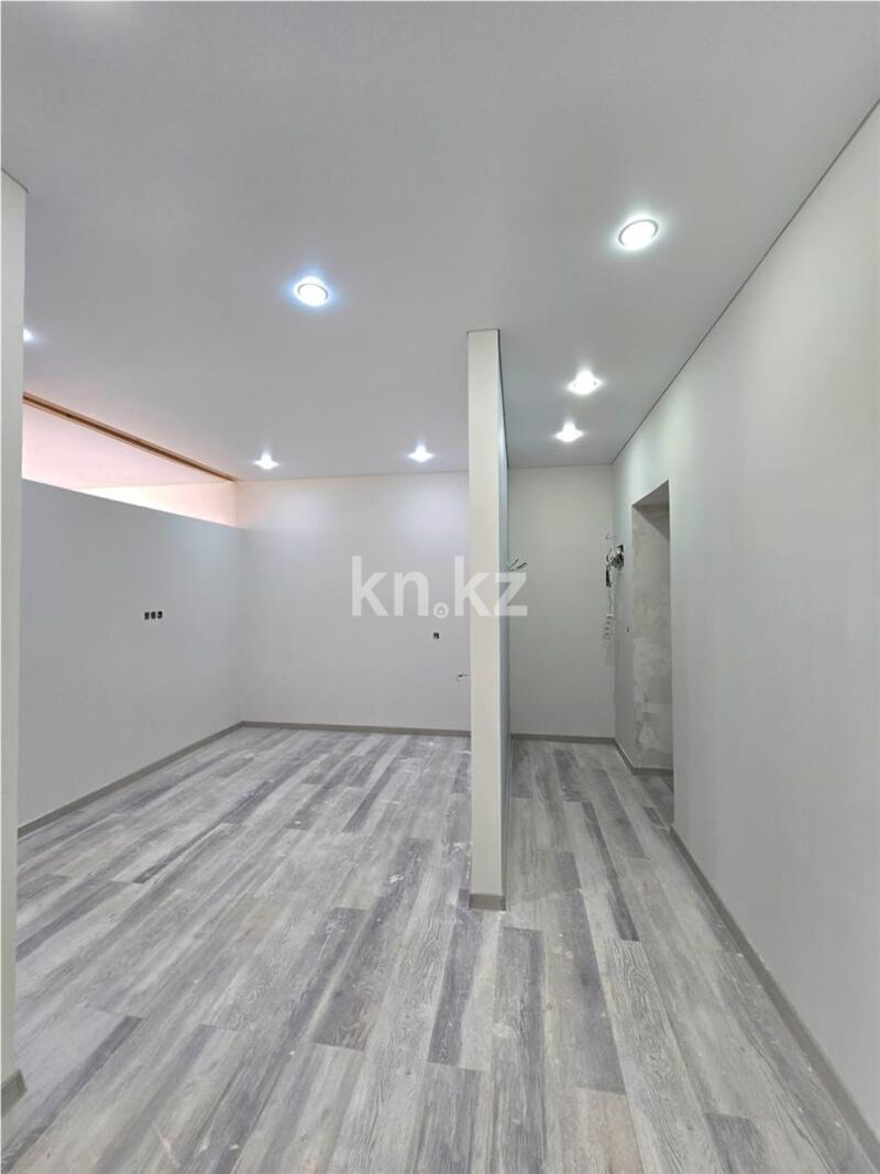 Продажа 2-комнатной квартиры, 40 м² - Продажа двухкомнатных квартир на Юго-Востоке Караганды - страница 21 фото 3 из 10