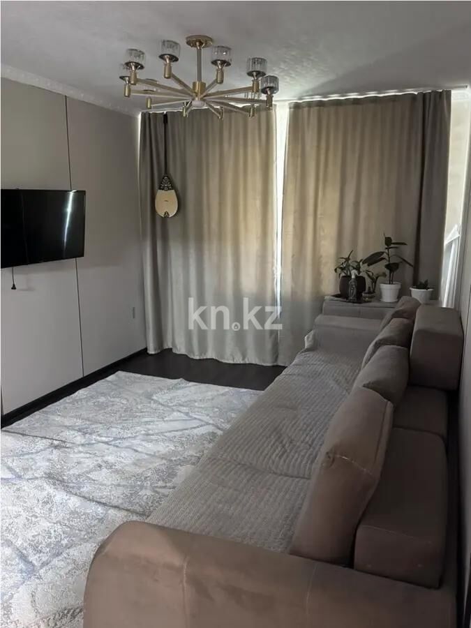 Продажа 3-комнатной квартиры, 64 м² - Продажа трехкомнатных квартир в панельном доме в Караганде - страница 11 фото 1 из 4