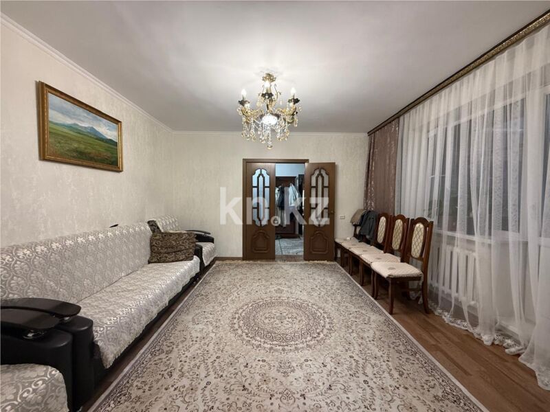 Продажа 4-комнатной квартиры, 78 м² - Продажа четырехкомнатных квартир в Караганде - страница 2 фото 2 из 19
