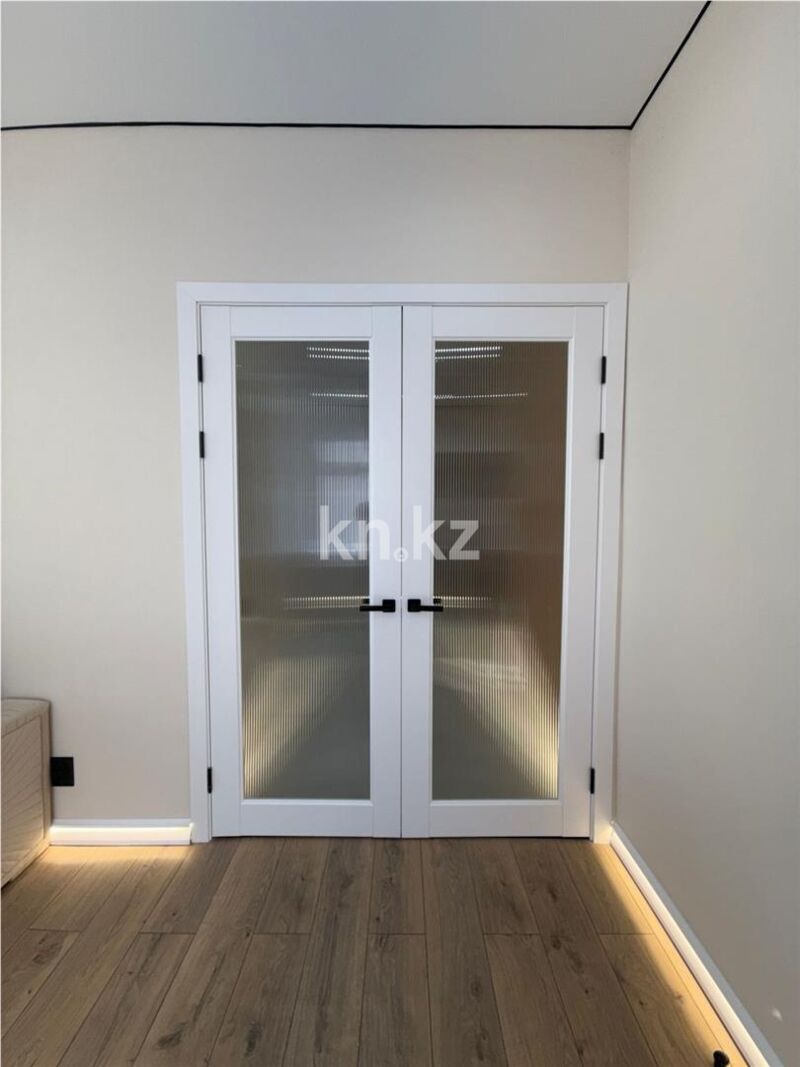 Продажа 2-комнатной квартиры, 65 м² - Продажа двухкомнатных квартир в кирпичном доме в Караганде - страница 7 фото 6 из 19